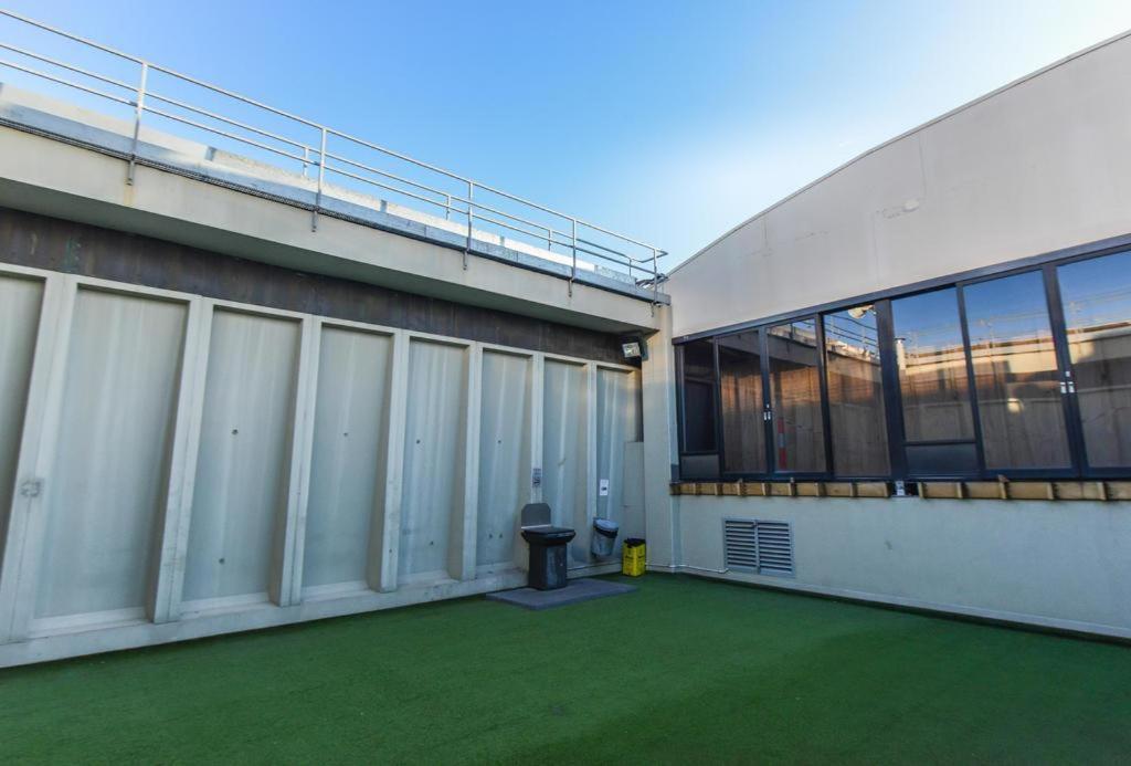 Anchor On Elizabeth Apartment Melbourne Exterior photo